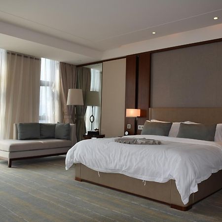 Zhongjian Yanqi Lake View Hotel Peking Exterior foto
