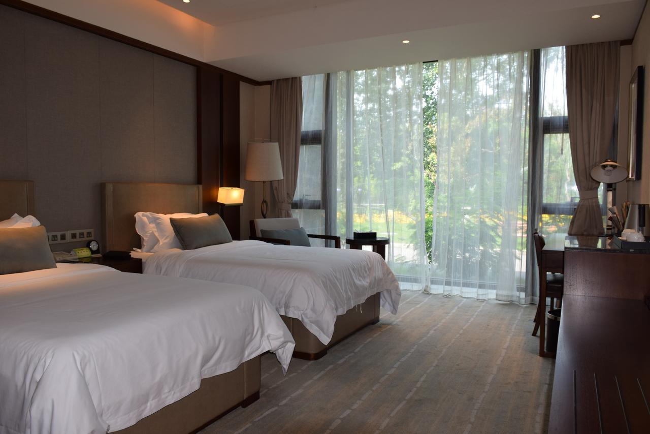 Zhongjian Yanqi Lake View Hotel Peking Exterior foto