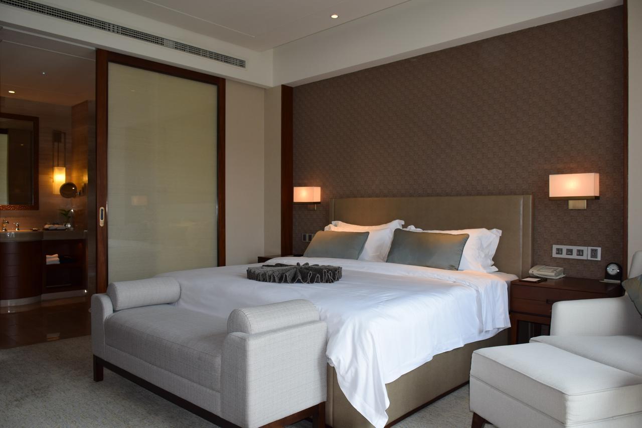 Zhongjian Yanqi Lake View Hotel Peking Exterior foto