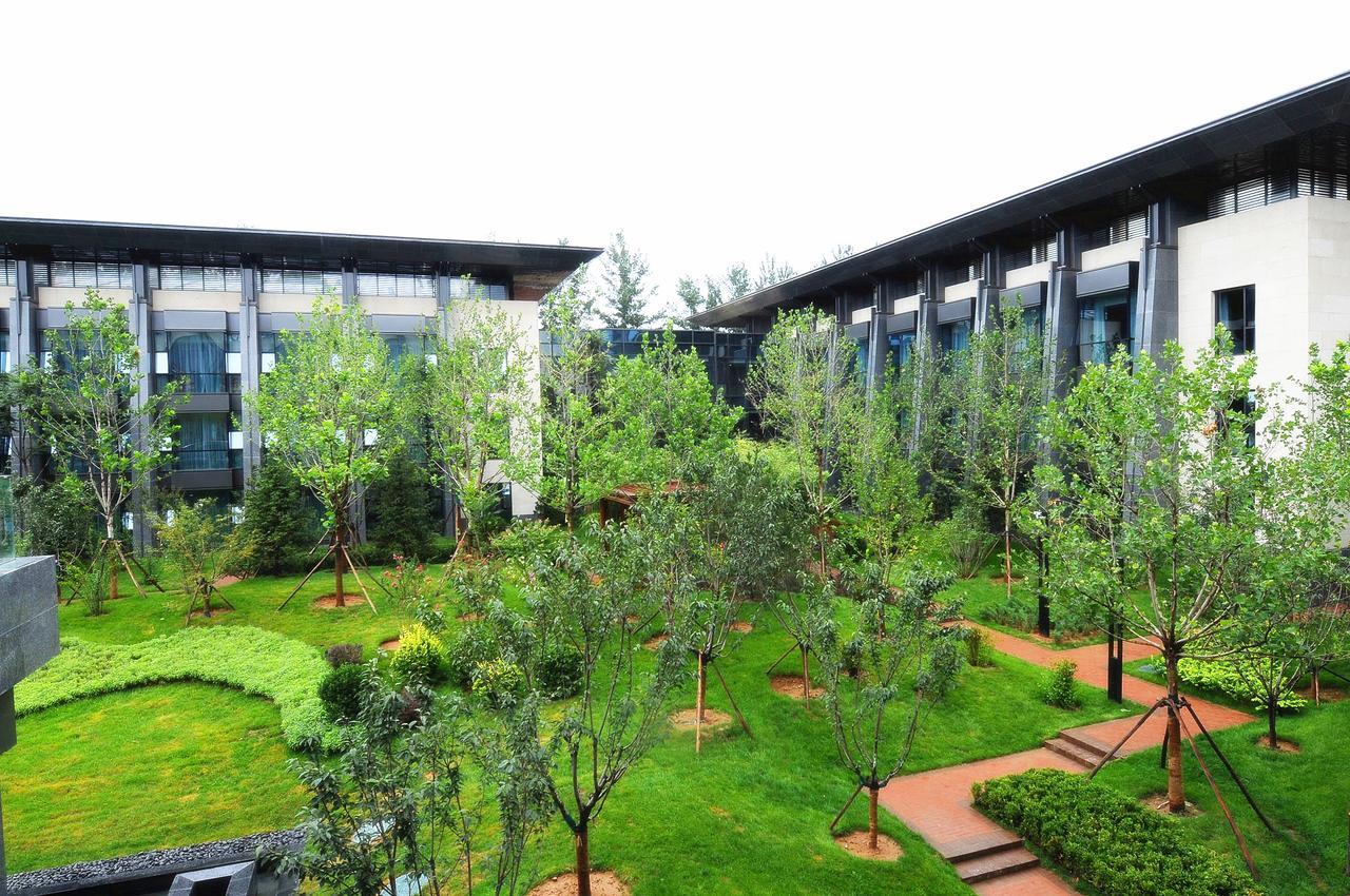 Zhongjian Yanqi Lake View Hotel Peking Exterior foto